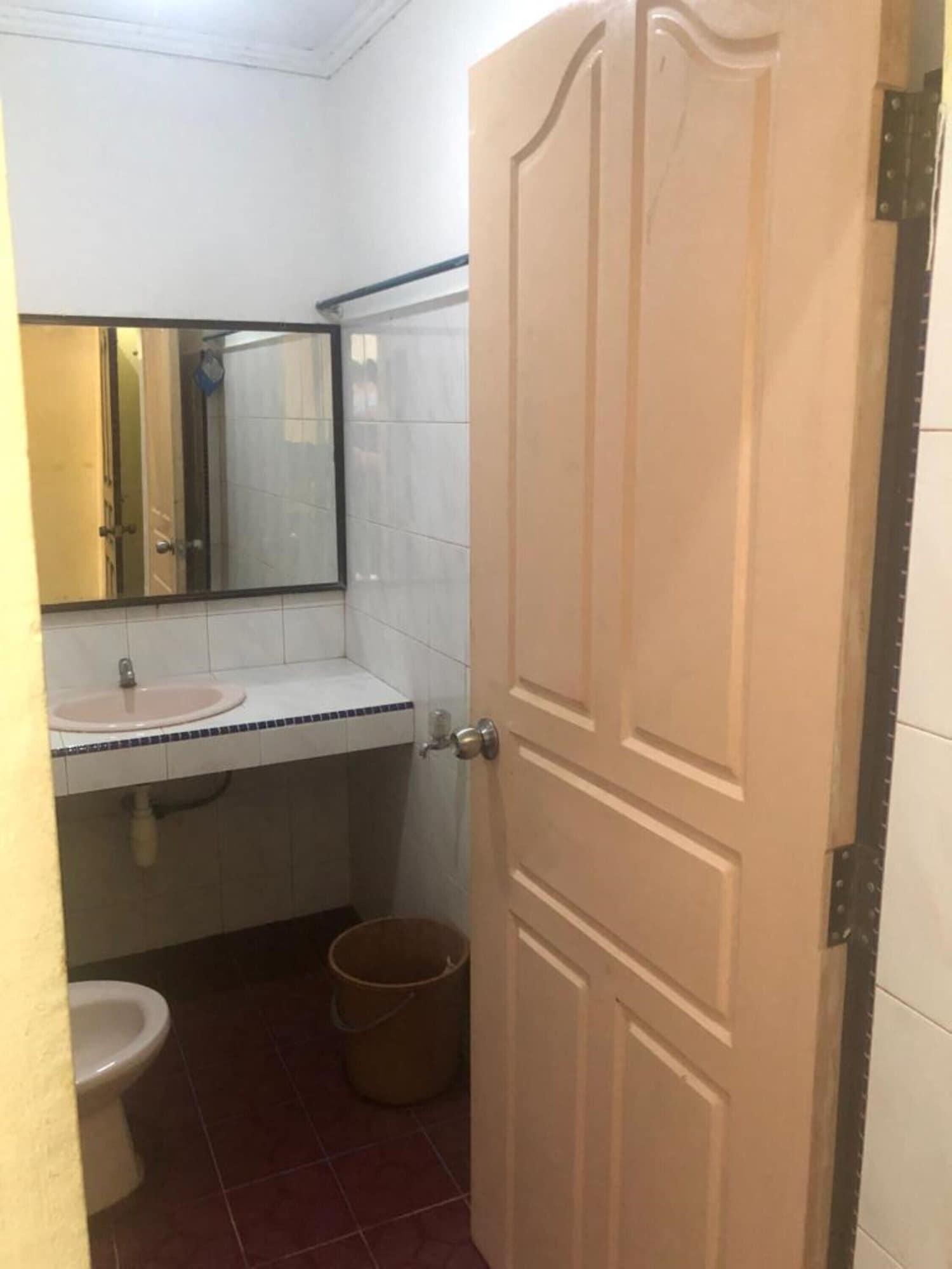 Hotel Pelita Terang Nagoya Esterno foto