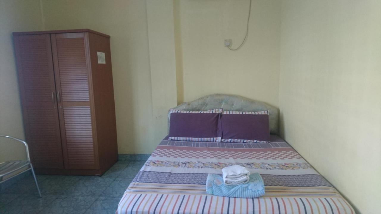 Hotel Pelita Terang Nagoya Esterno foto